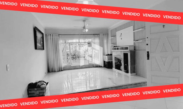 Sobrado em Veleiros (VENDIDO)